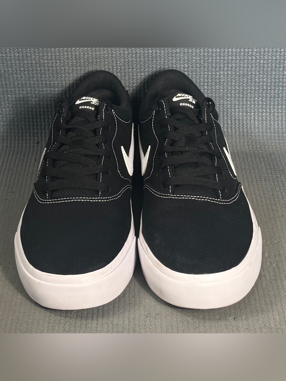 Nike SB Charge Low Black Canvas Skate Sneakers Men’s Size 12 - Picture 3 of 9